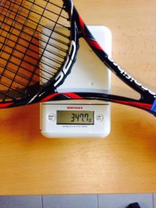 Weight of a tennis racquet - review